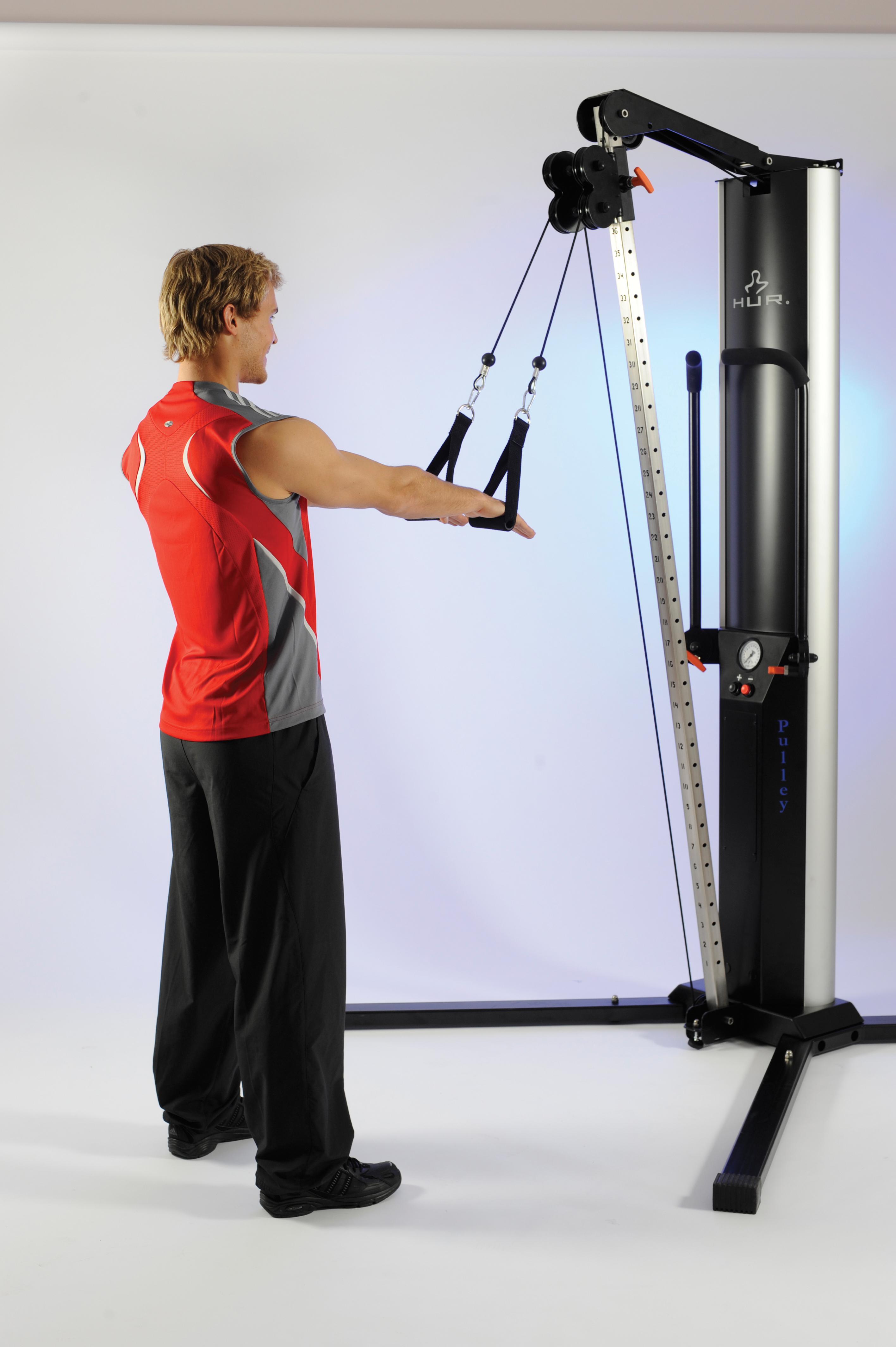 Simple Pulley workout machine with Comfort Workout Clothes